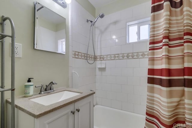 730 S 31st St, San Diego, CA 92113 - bathroom featuring shower / bath combo with shower curtain and vanity