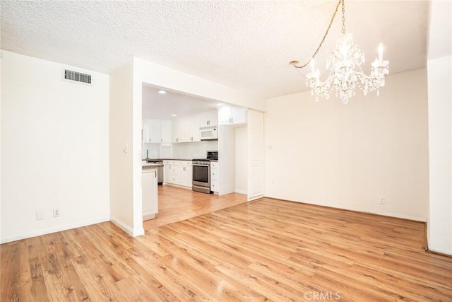 10211 Tanforan Dr, Cypress, CA 90630 - photo 7