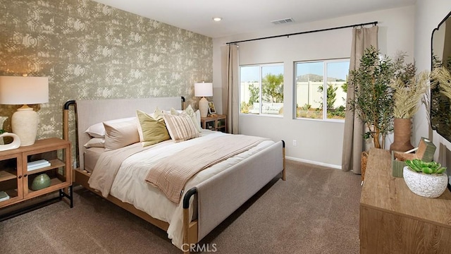 457 Wildrose Cir, San Jacinto, CA 92582 - bedroom featuring carpet floors and wallpapered walls