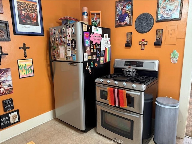 782 W 14th St, San Pedro, CA 90731 - kitchen featuring appliances with stainless steel finishes
