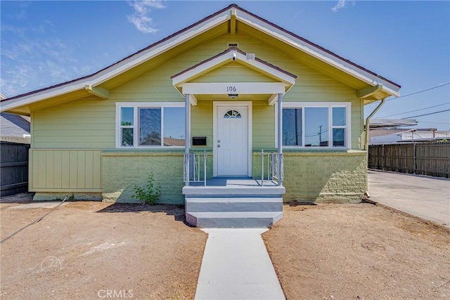 106 W Moneta Ave, Bakersfield, CA 93308 - photo 1