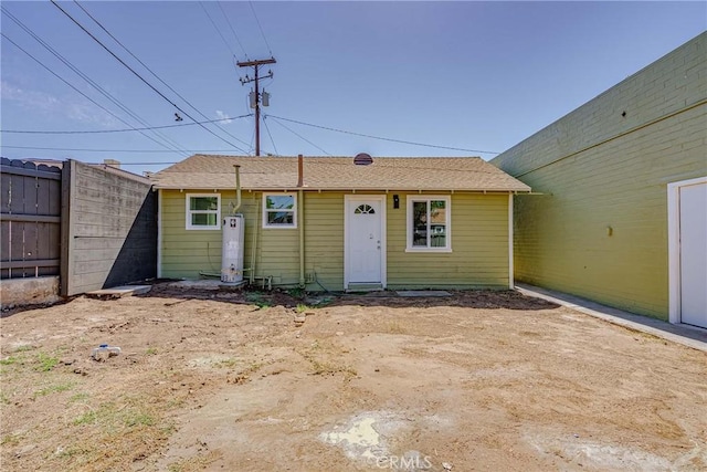 106 W Moneta Ave, Bakersfield, CA 93308 - photo 13