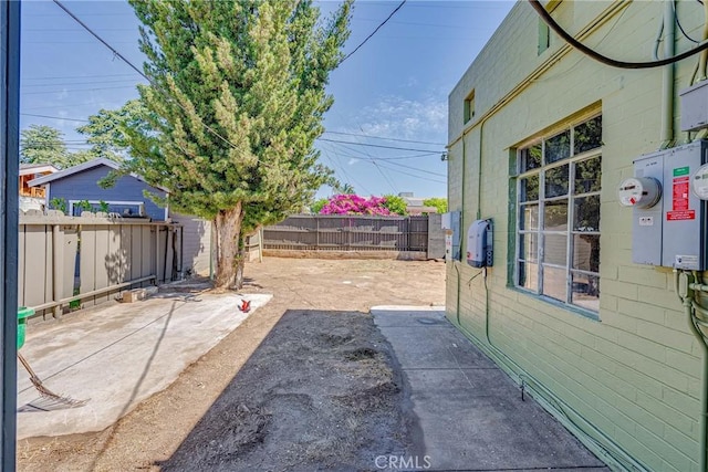 106 W Moneta Ave, Bakersfield, CA 93308 - photo 15