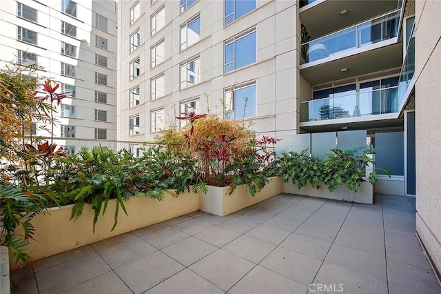 6250 Hollywood Blvd Unit 4D, Los Angeles, CA 90028 - view of balcony
