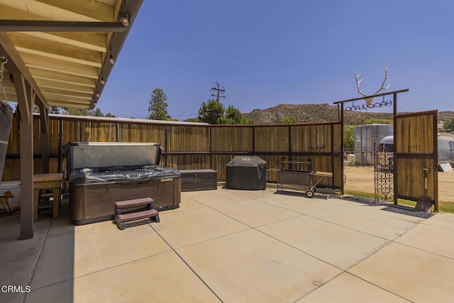 30370 Bouquet Canyon Rd, Santa Clarita, CA 91390 - view of patio / terrace with a hot tub