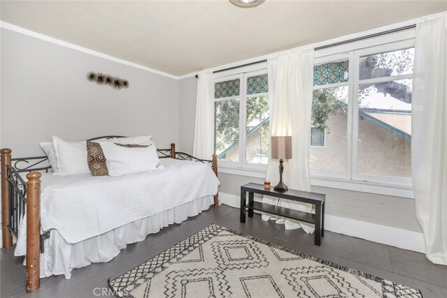 1010 N Madison Ave, Pasadena, CA 91104 - bedroom with ornamental molding and wood finished floors