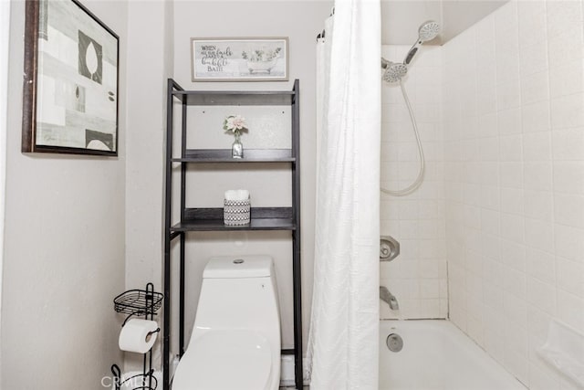 1010 N Madison Ave, Pasadena, CA 91104 - full bathroom with shower / bath combination with curtain and toilet