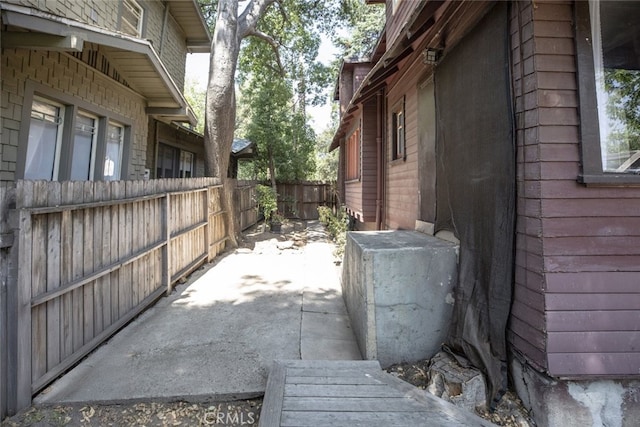 1010 N Madison Ave, Pasadena, CA 91104 - view of patio / terrace