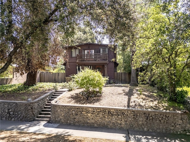 1010 N Madison Ave, Pasadena, CA 91104 - view of front facade with stairs and a balcony