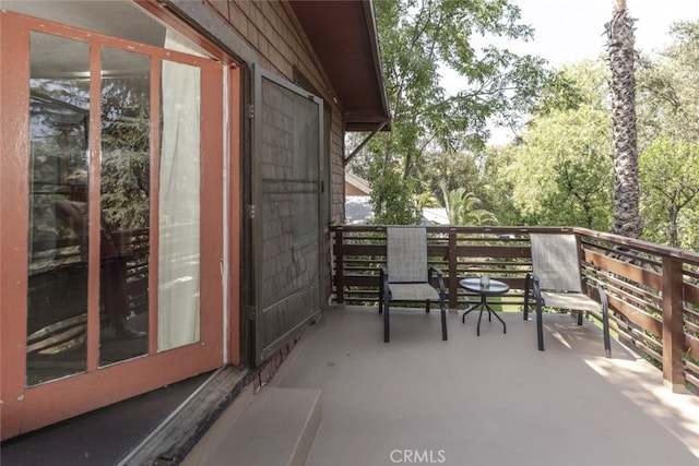 1010 N Madison Ave, Pasadena, CA 91104 - view of patio / terrace