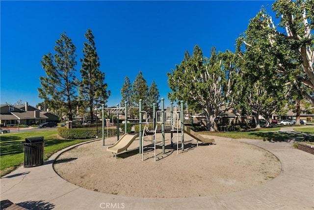 18 Denver Unit 71, Irvine, CA 92604 - view of community jungle gym