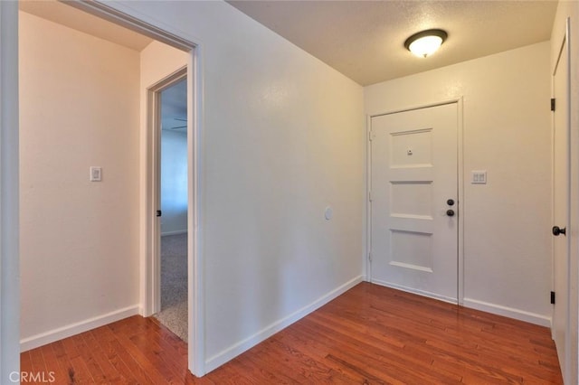 1101 Kensington Dr, Merced, CA 95340 - foyer with wood finished floors and baseboards