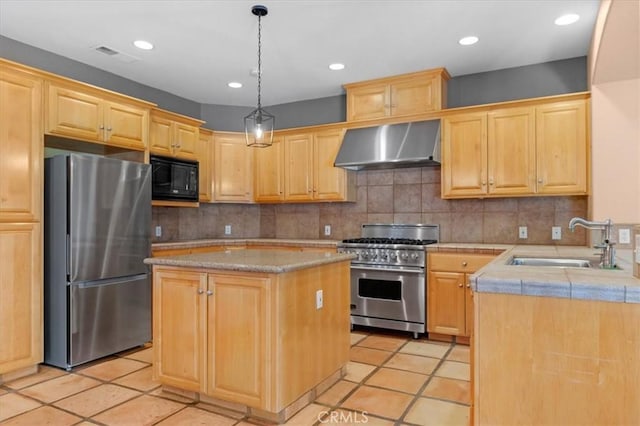 13715 E Nebraska Ave, Kingsburg, CA 93631 - photo 30