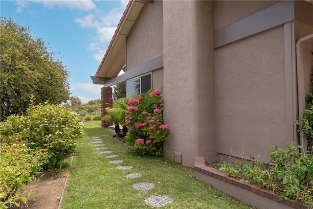 8 Via Subida, Rancho Palos Verdes, CA 90275 - view of grassy yard