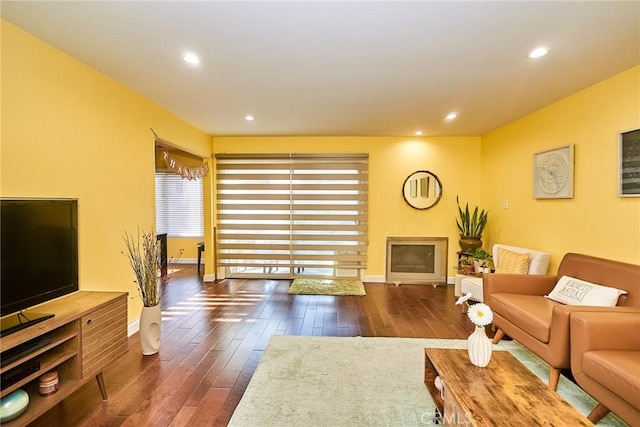 531 Juniper Way, La Habra, CA 90631 - living area featuring hardwood / wood-style flooring and recessed lighting