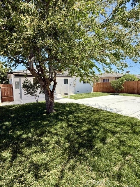 11117 Maidstone Ave, Norwalk, CA 90650 - view of yard