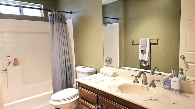 8467 Penfield Ave, Winnetka, CA 91306 - bathroom with shower / bath combo, vanity, and a textured wall