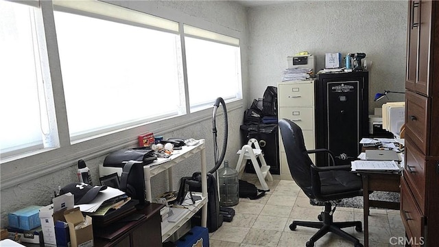 8467 Penfield Ave, Winnetka, CA 91306 - office area featuring light floors