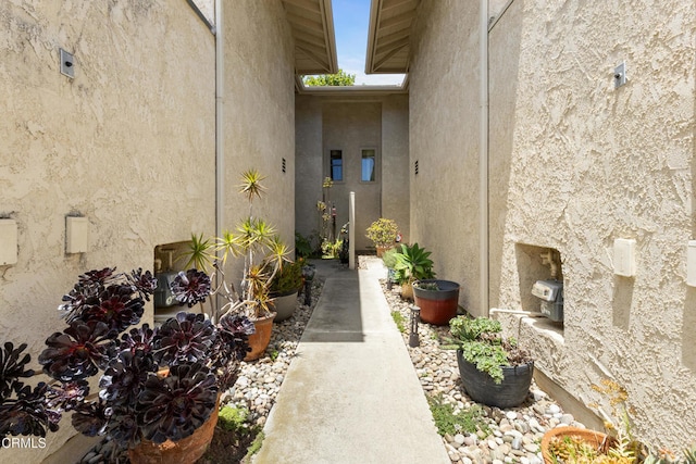 6613 Sargent Ln Unit 86, Ventura, CA 93003 - property entrance with stucco siding