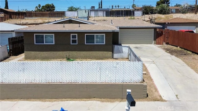 660 Elm Dr, Barstow, CA 92311 - photo 1