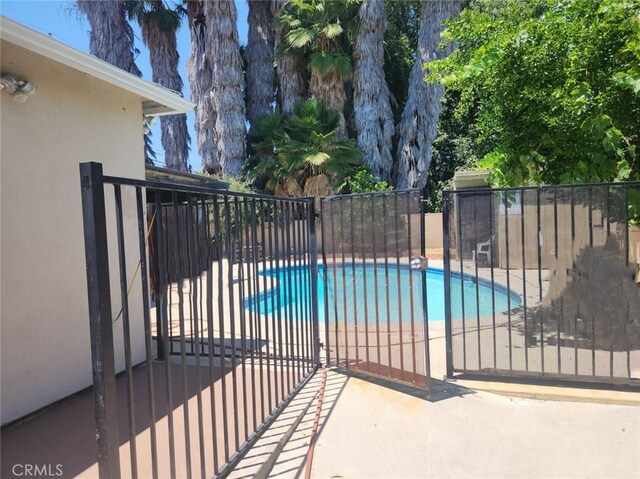21057 Runnymede St, Canoga Park, CA 91303 - photo 17