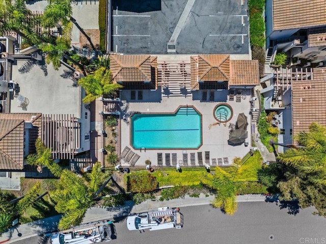 7394 Altiva Pl, Carlsbad, CA 92009 - bird's eye view of a pool area