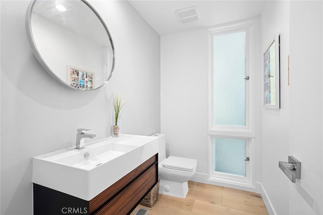 1061 Skyline Dr, Laguna Beach, CA 92651 - bathroom featuring vanity and wood finished floors