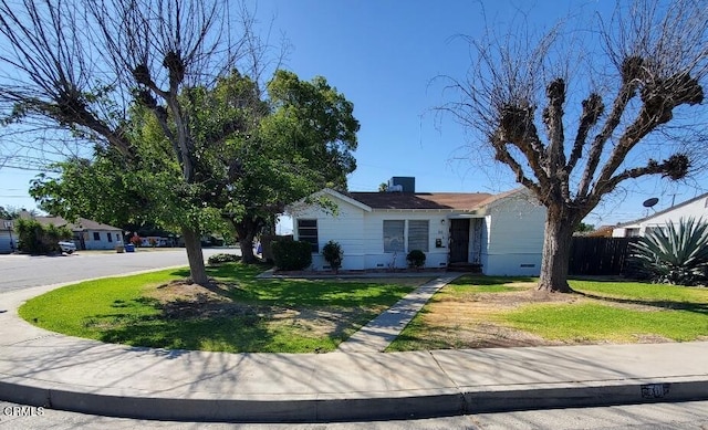 701 Francis St, Bakersfield, CA 93303 - view of single story home