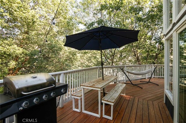 27984 St Bernard Ln, Lake Arrowhead, CA 92352 - wooden terrace with grilling area