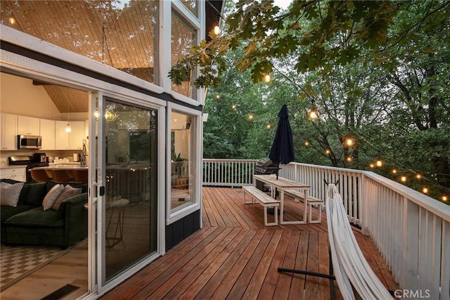 27984 St Bernard Ln, Lake Arrowhead, CA 92352 - view of deck