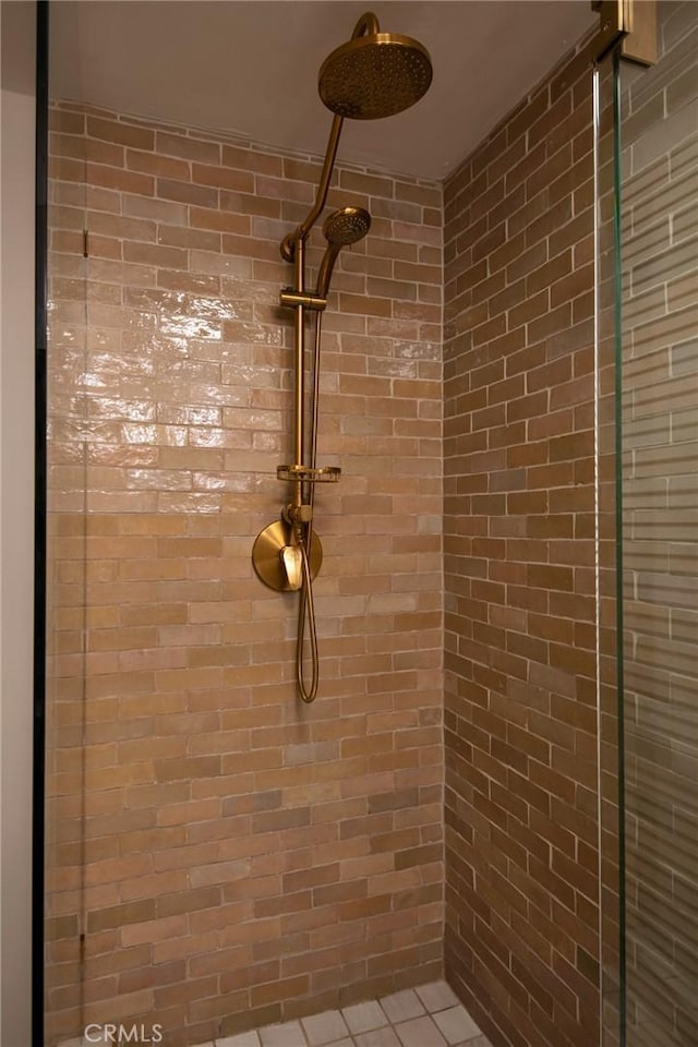 27984 St Bernard Ln, Lake Arrowhead, CA 92352 - bathroom view of tiled shower