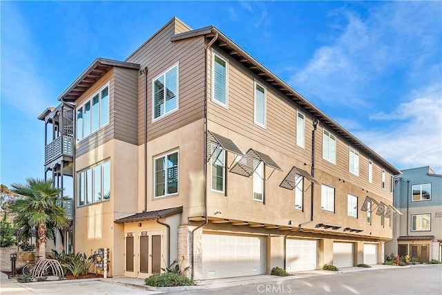 1309 Doheny Way, Dana Point, CA 92629 - view of property featuring a garage