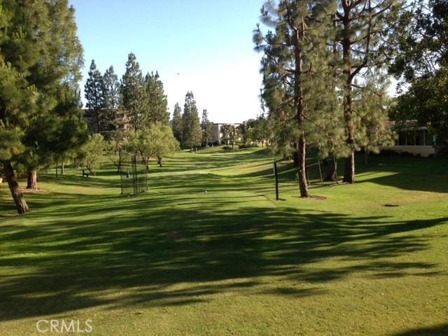 3110 Via Serena S Unit Q, Laguna Woods, CA 92637 - surrounding community featuring a lawn