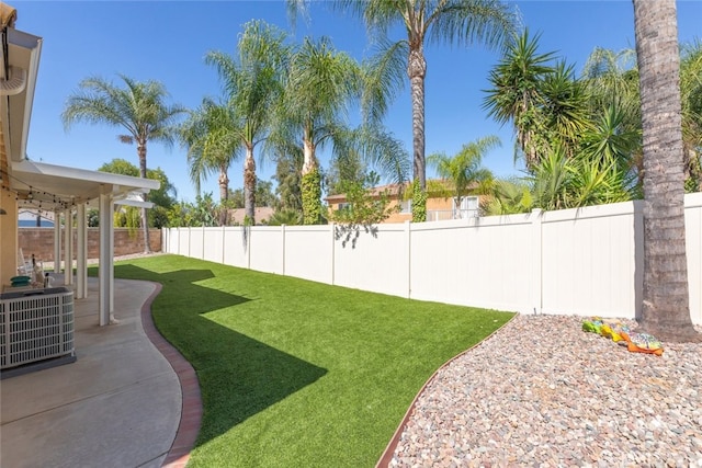 31735 Mesa View Dr, Menifee, CA 92584 - fenced backyard featuring a patio area