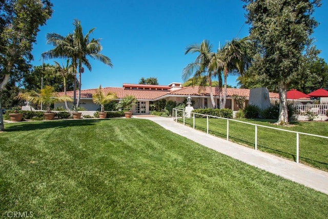 5371 Punta Alta Unit 2G, Laguna Woods, CA 92637 - view of yard featuring french doors