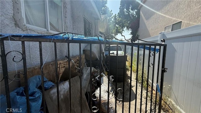 10218 Virginia Ave, South Gate, CA 90280 - view of gate