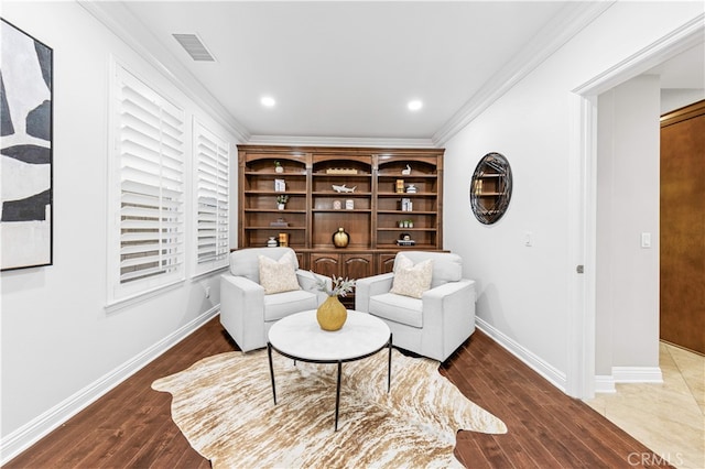27684 Manor Hill Rd, Laguna Niguel, CA 92677 - sitting room featuring wood finished floors, crown molding, and recessed lighting