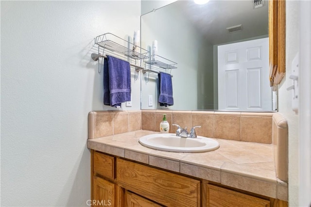 2911 Gilead Ln, Paso Robles, CA 93446 - bathroom featuring vanity and a textured wall