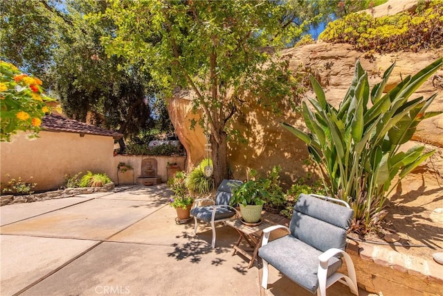 9349 Hartman Way, West Hills, CA 91304 - view of patio / terrace