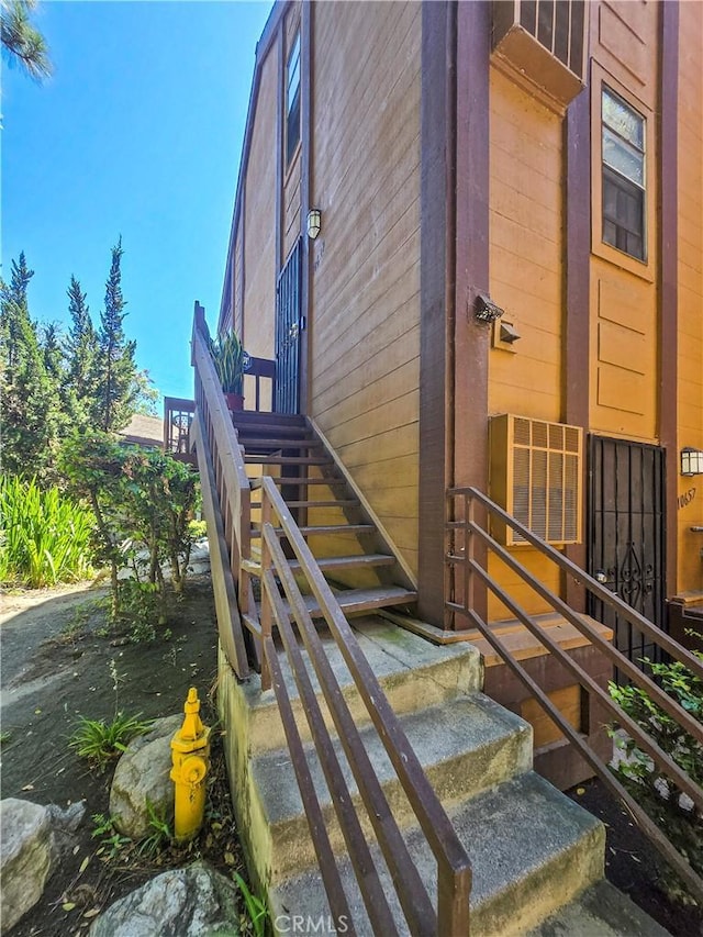 10659 Lakefront Dr, Norwalk, CA 90650 - property entrance