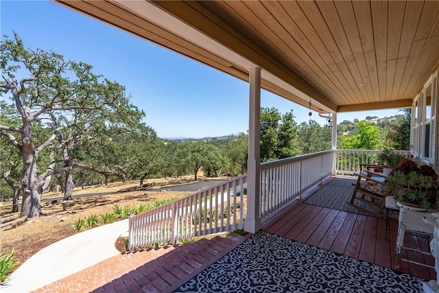 6600 San Gabriel Rd, Atascadero, CA 93422 - view of wooden deck