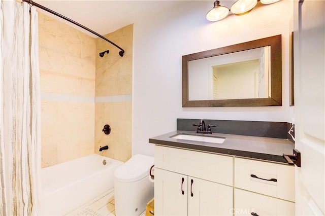 525 S Berendo St Unit 212, Los Angeles, CA 90020 - bathroom with vanity and shower / bath combo
