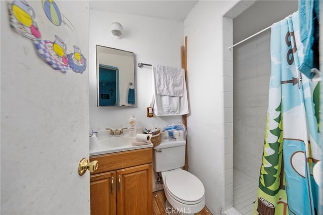 526 Nottingham Ave, Santa Ana, CA 92703 - full bath featuring vanity and a tile shower