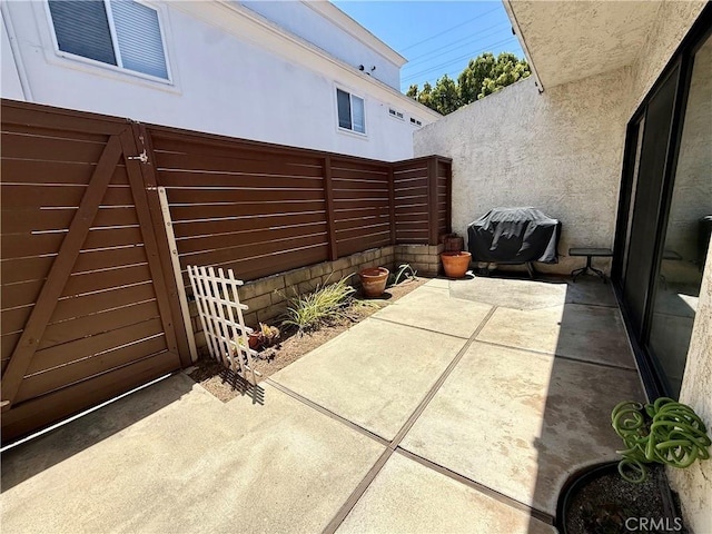 2402 Aviation Blvd Unit C, Redondo Beach, CA 90278 - view of patio with area for grilling