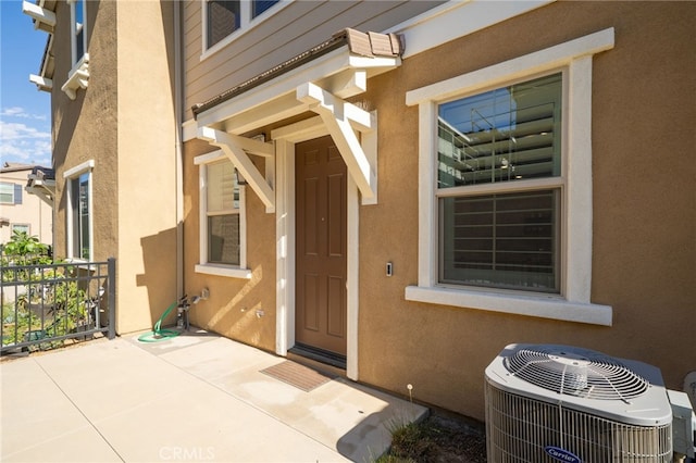 16502 Casa Grande Ave Unit 102, Fontana, CA 92336 - entrance to property with stucco siding