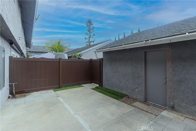 6186 Hefley St Unit 13, Westminster, CA 92683 - view of patio