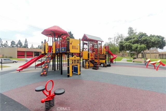 6186 Hefley St Unit 13, Westminster, CA 92683 - view of communal playground