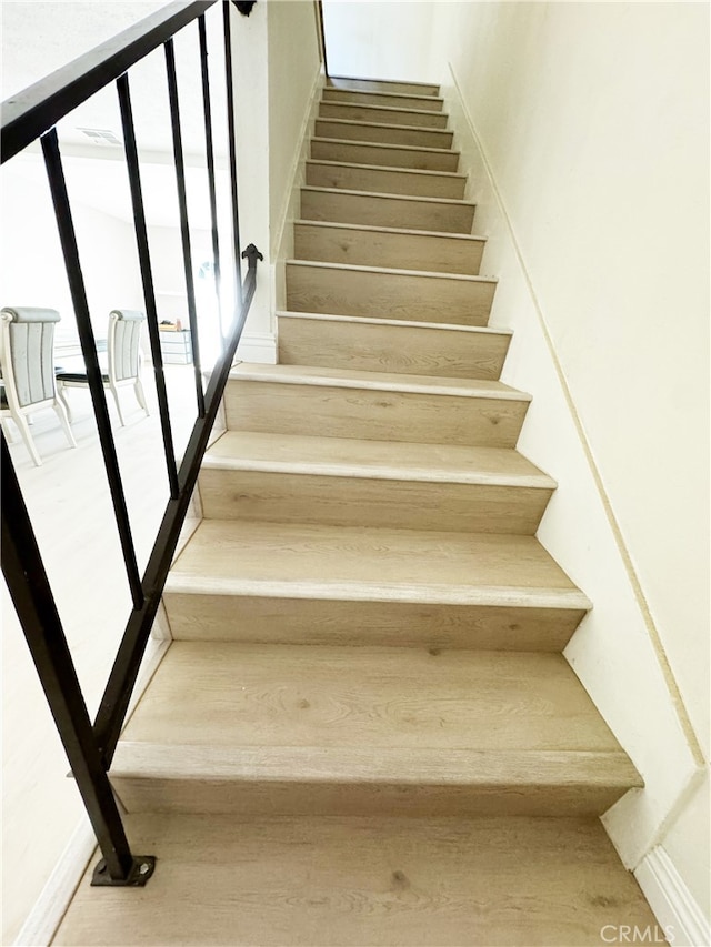 25180 5th St Unit 213, San Bernardino, CA 92410 - view of stairway