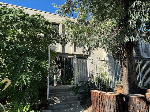 25180 5th St Unit 213, San Bernardino, CA 92410 - view of gate