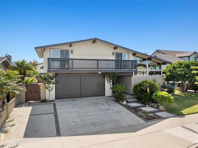 17401 Madera Ln, Huntington Beach, CA 92647 - photo 1